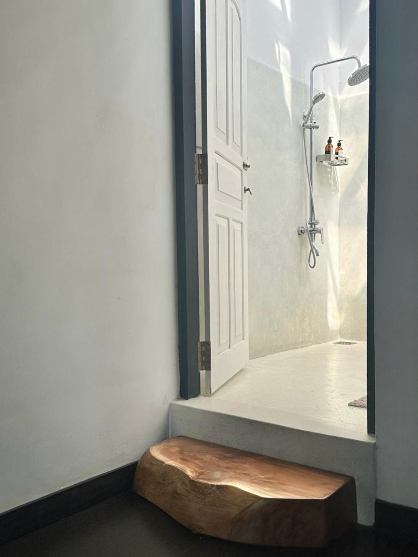 Watu House Hotel Dickwella Room photo